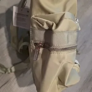 lululemon athletica | Bags | Lululemon Athletica Cream  display picture 3